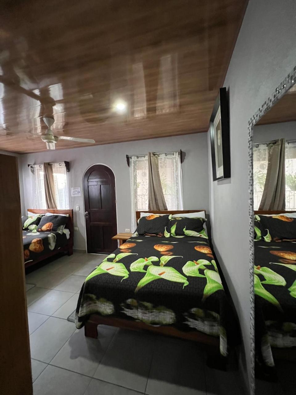 Apartamentos Mansion Tropical Quepos Dış mekan fotoğraf