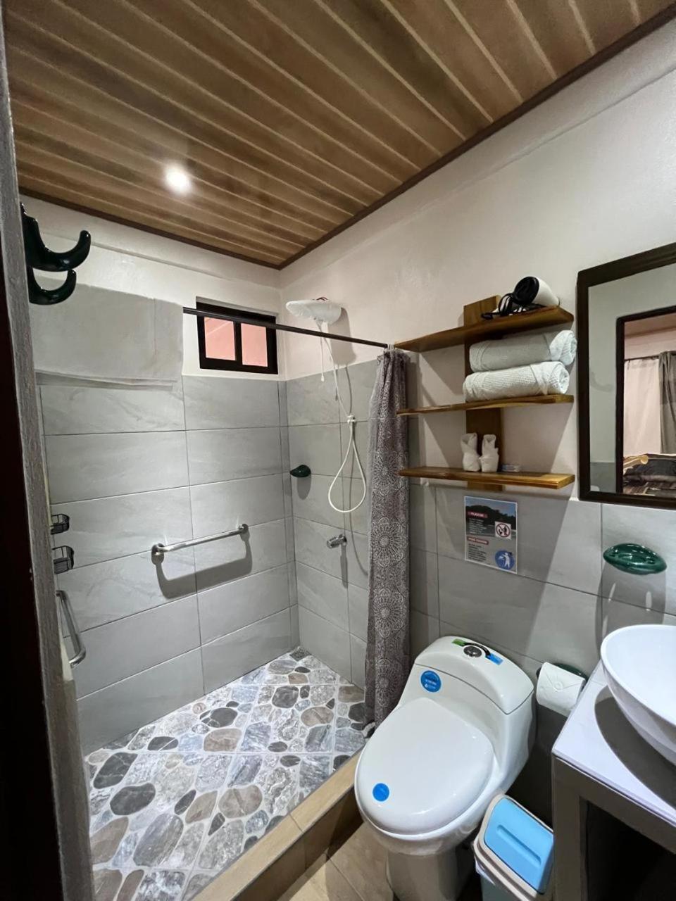 Apartamentos Mansion Tropical Quepos Dış mekan fotoğraf