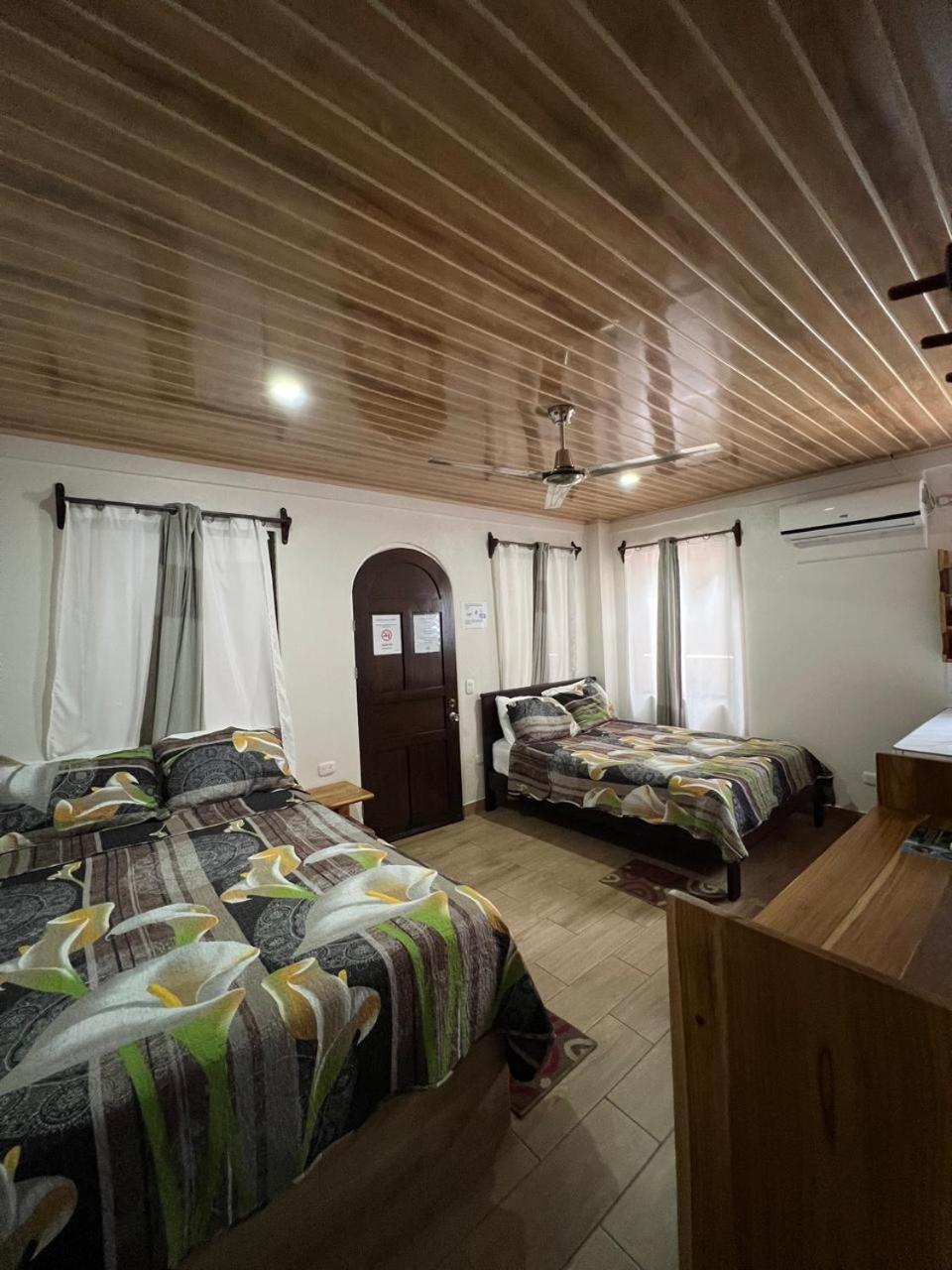Apartamentos Mansion Tropical Quepos Dış mekan fotoğraf