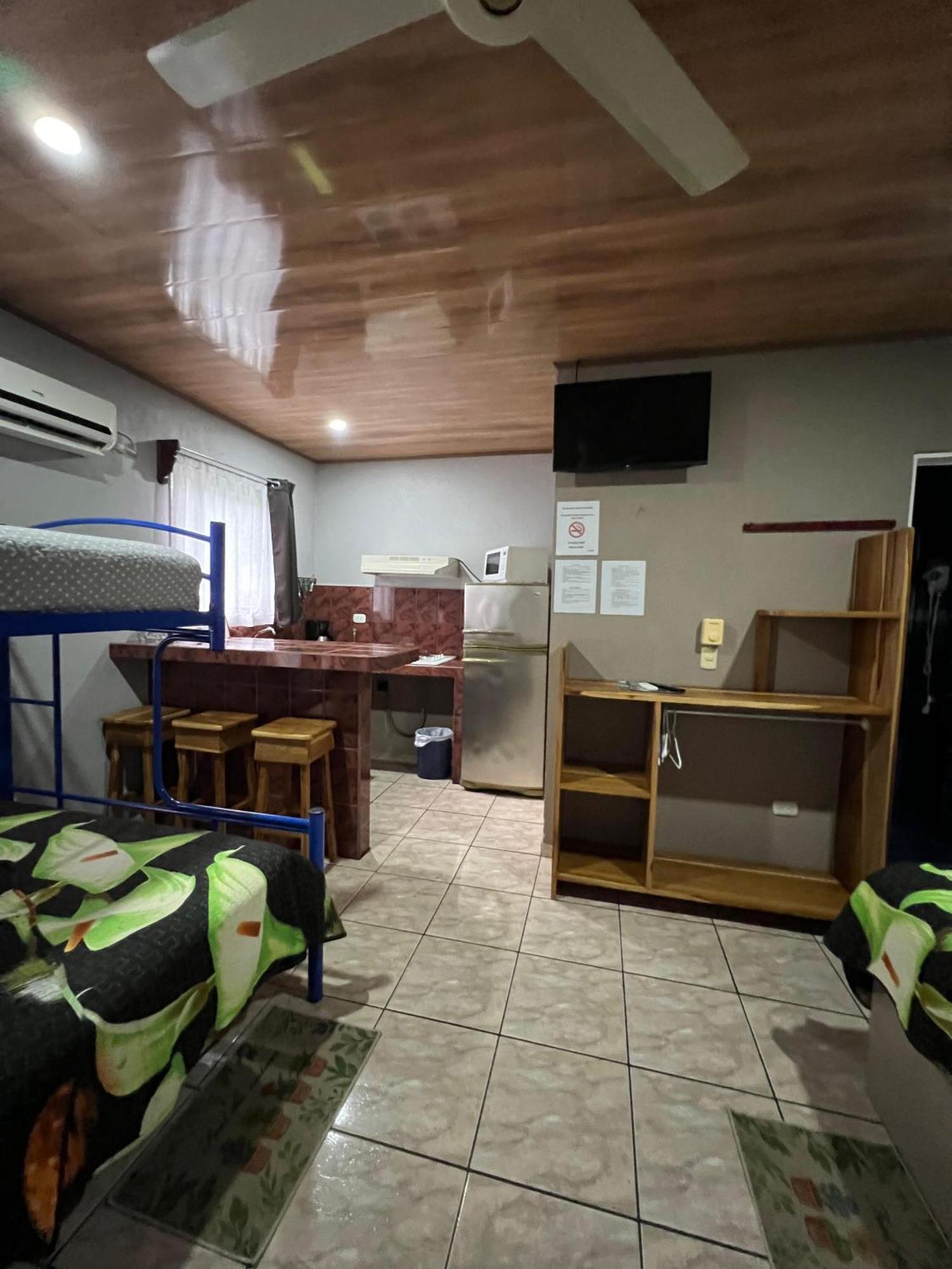 Apartamentos Mansion Tropical Quepos Dış mekan fotoğraf