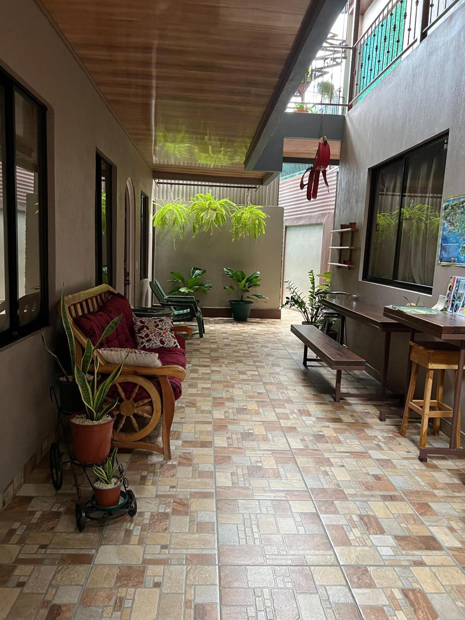 Apartamentos Mansion Tropical Quepos Dış mekan fotoğraf